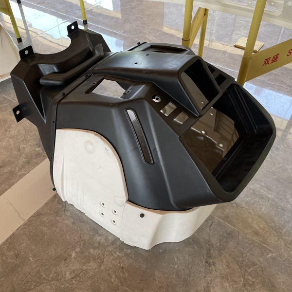 拖拉機發動機罩模具