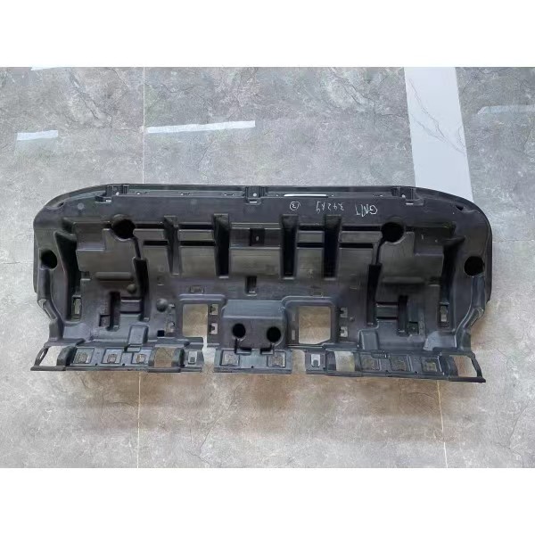 發動機擋泥板模具3